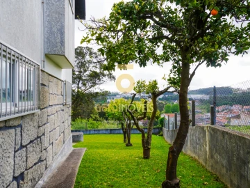 Moradia T4 para Venda em Lourosa