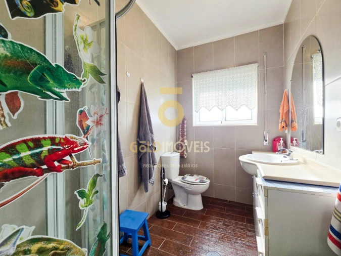 Moradia T4 para Venda em Lourosa Foto 18