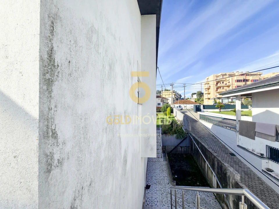 Moradia T4 para Venda em Lourosa Foto 21