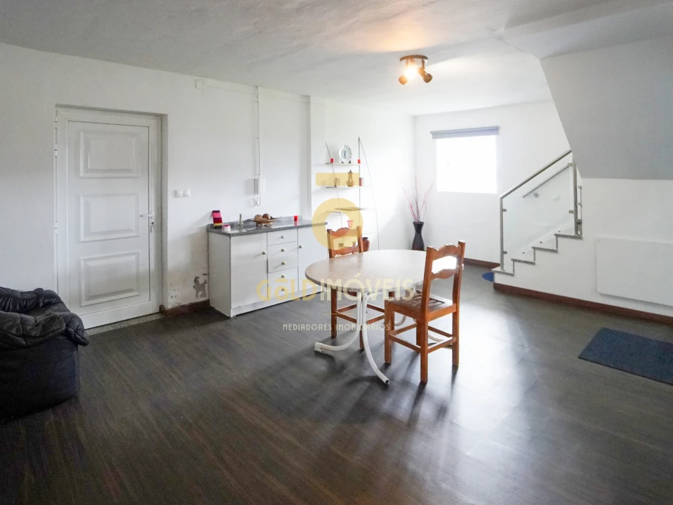 Moradia T4 para Venda em Lourosa Foto 8