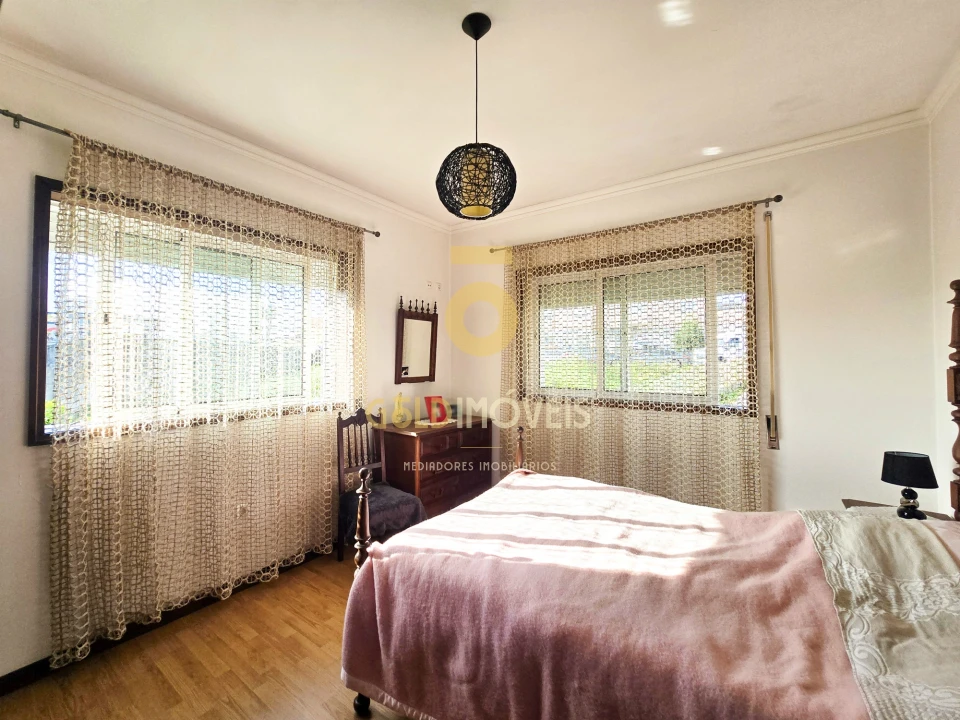 Moradia T4 para Venda em Lourosa Foto 11