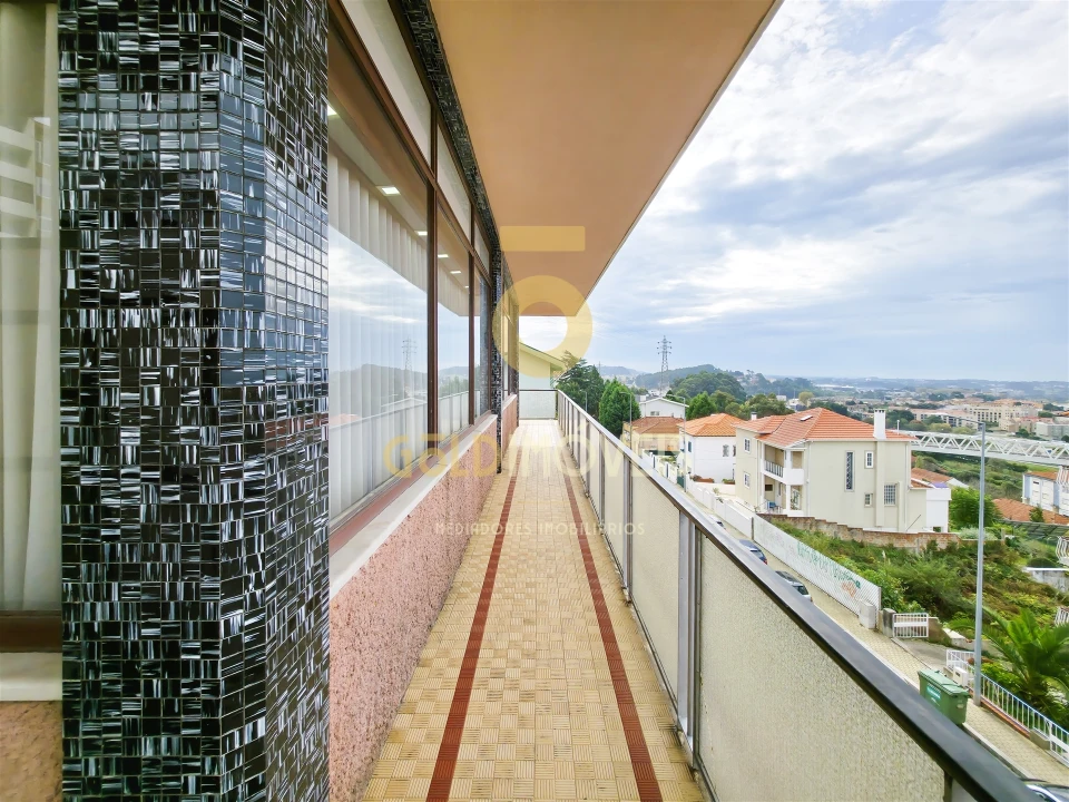 Apartamento T3 para Venda em Mafamude e Vilar do Paraíso Foto 39