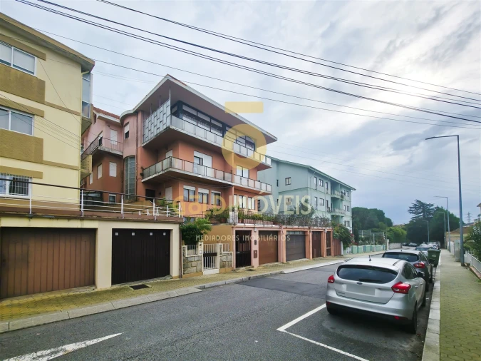 Apartamento T3 para Venda em Mafamude e Vilar do Paraíso Foto 2