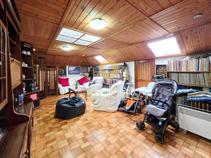 Apartamento T3 para Venda em Mafamude e Vilar do Paraíso Foto 25