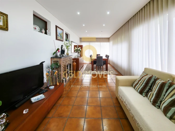 Apartamento T3 para Venda em Mafamude e Vilar do Paraíso Foto 38