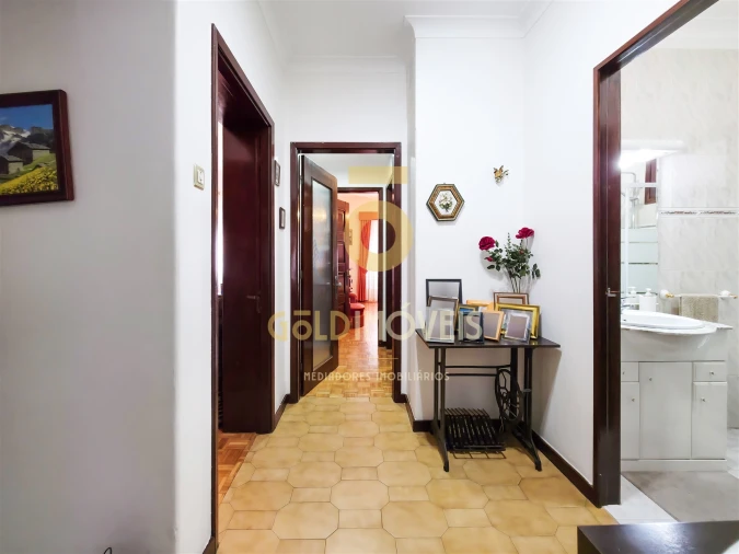 Apartamento T3 para Venda em Mafamude e Vilar do Paraíso Foto 3