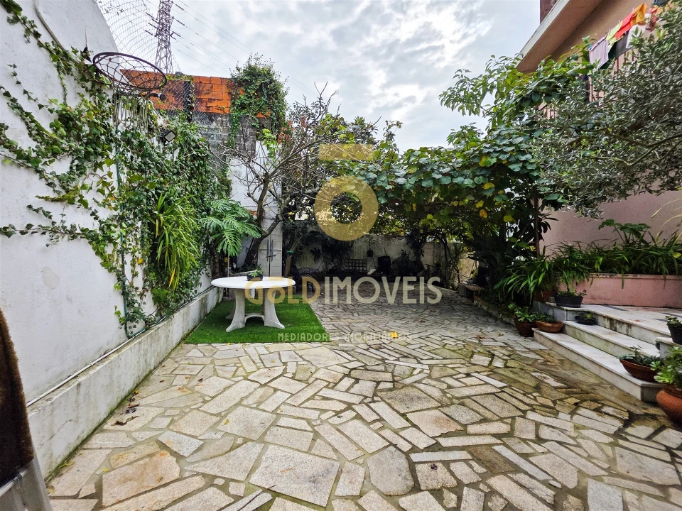 Apartamento T3 para Venda em Mafamude e Vilar do Paraíso Foto 32