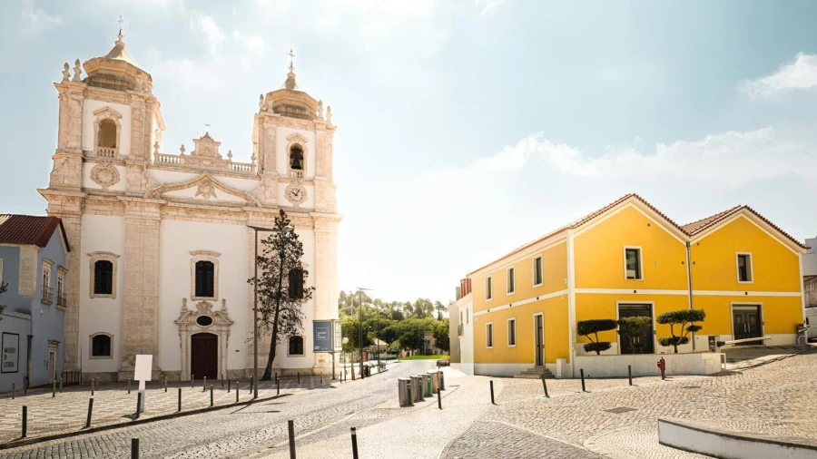 Prédio para Venda em Leiria, Pousos, Barreira e Cortes