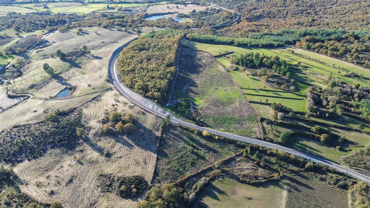 Quinta T0 para Venda em Teixoso e Sarzedo Foto 4