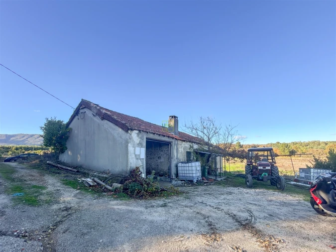 Quinta T0 para Venda em Teixoso e Sarzedo Foto 53