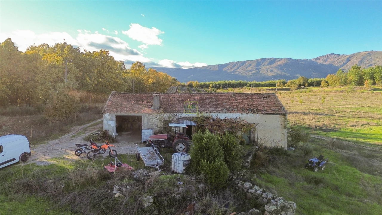 Quinta T0 para Venda em Teixoso e Sarzedo Foto 31