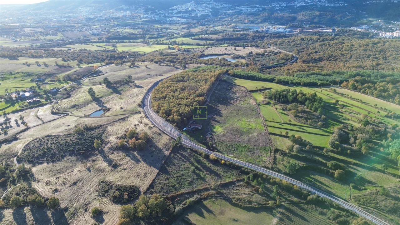 Quinta T0 para Venda em Teixoso e Sarzedo Foto 6