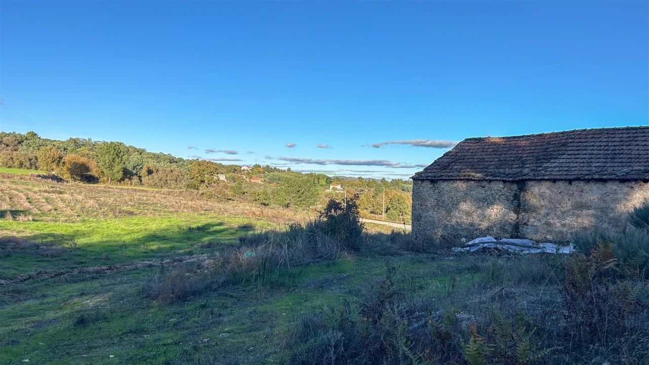 Quinta T0 para Venda em Teixoso e Sarzedo Foto 54