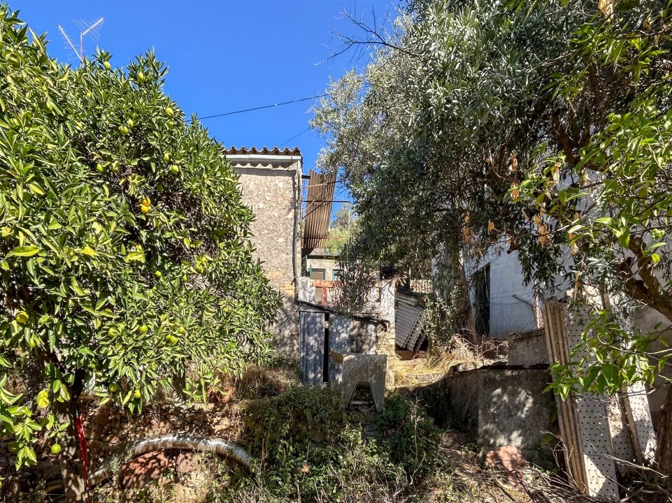 Moradia T2 para Venda em Penha Garcia Foto 57