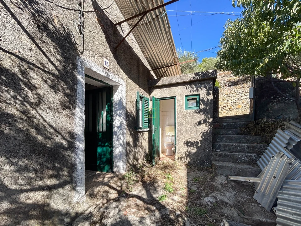 Moradia T2 para Venda em Penha Garcia Foto 25