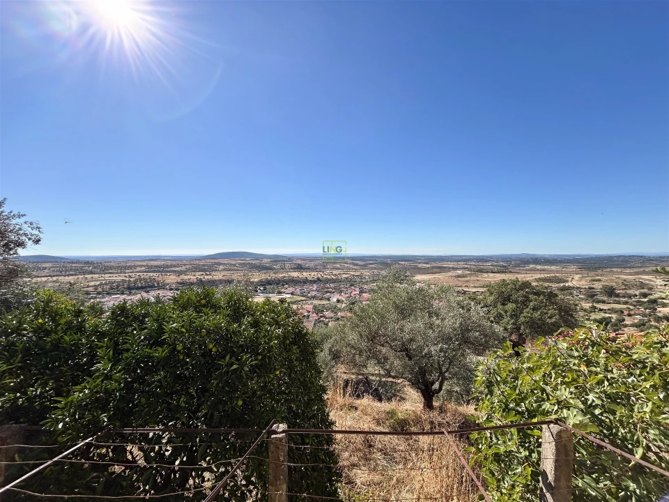 Moradia T2 para Venda em Penha Garcia Foto 41