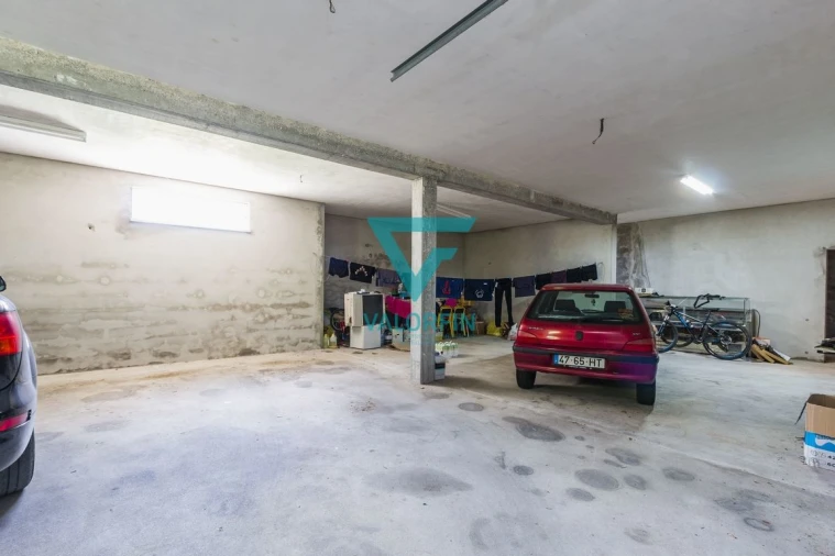 Moradia T4 para Venda em Almagreira Foto 15