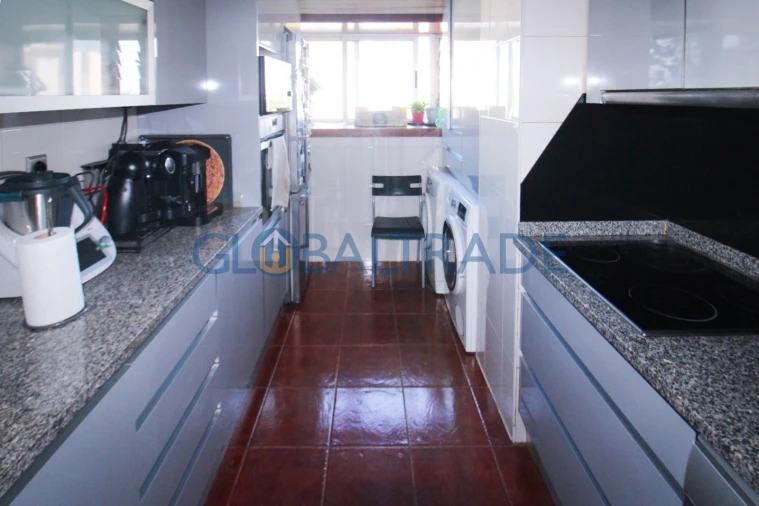 Apartamento T2 para Venda em Moreira Foto 13