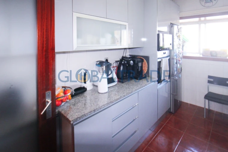 Apartamento T2 para Venda em Moreira Foto 17