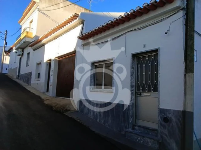 Moradia T2 para Venda em Santo Agostinho e São João Baptista e Santo Amador Foto 2