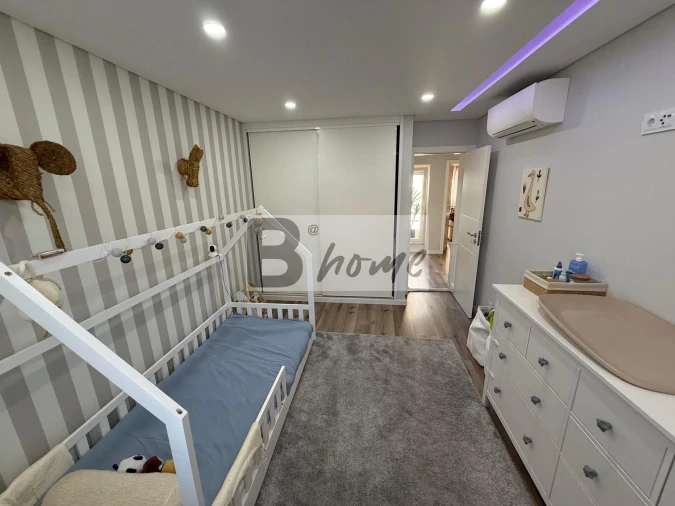 Apartamento T3 para Venda em Charneca de Caparica e Sobreda Foto 14