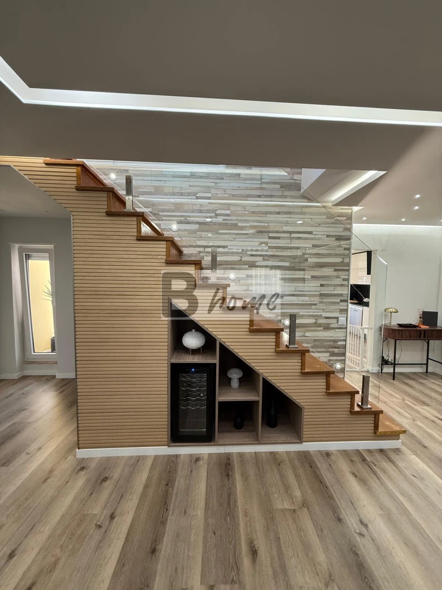 Apartamento T3 para Venda em Charneca de Caparica e Sobreda Foto 20