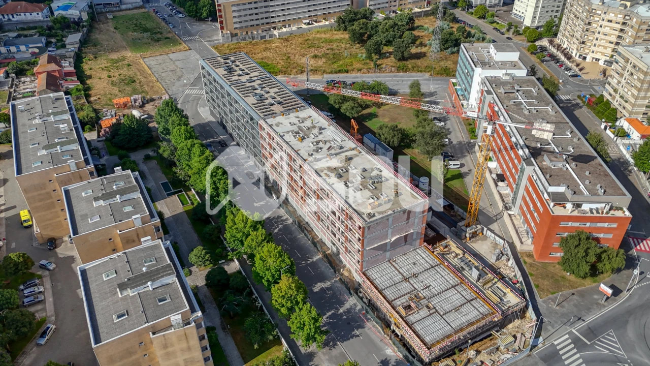 Apartamento T1 para Venda em Pedrouços Foto 11