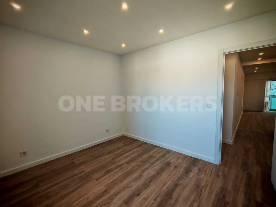 Apartamento T2 para Venda em Santa Iria de Azoia, São João da Talha e Bobadela Foto 20