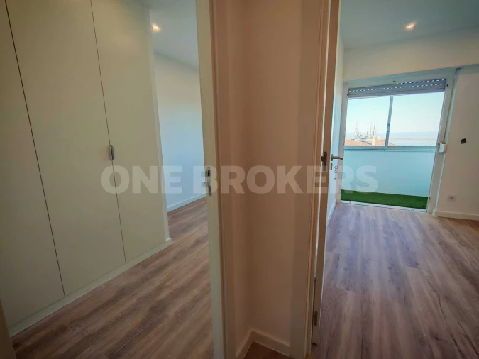 Apartamento T2 para Venda em Santa Iria de Azoia, São João da Talha e Bobadela Foto 10