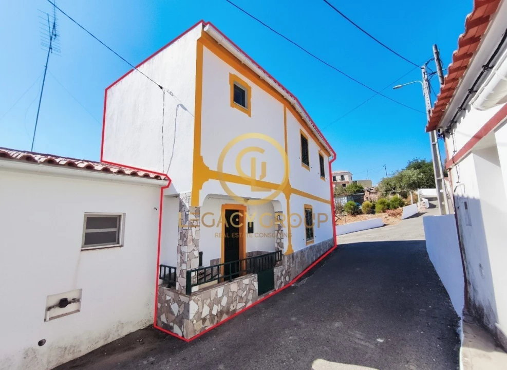 Moradia T3 para Venda em Vaqueiros Foto 3