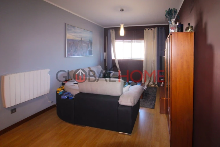 Apartamento T2 para Venda em Moreira Foto 14