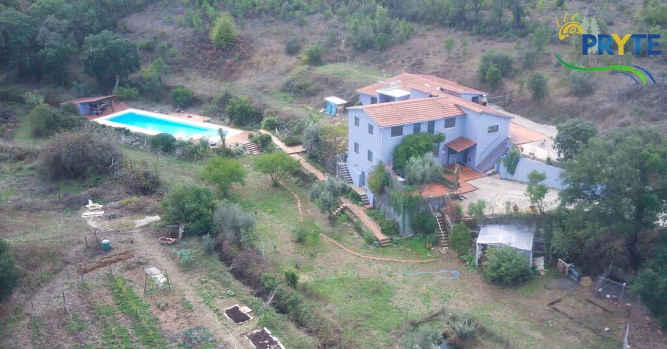 Quinta T5 para Venda em São João do Peso Foto 1