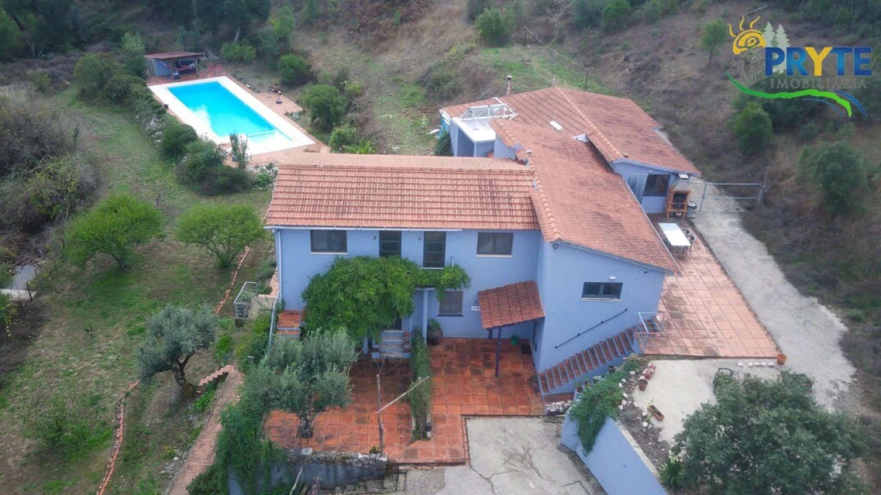 Quinta T5 para Venda em São João do Peso Foto 3