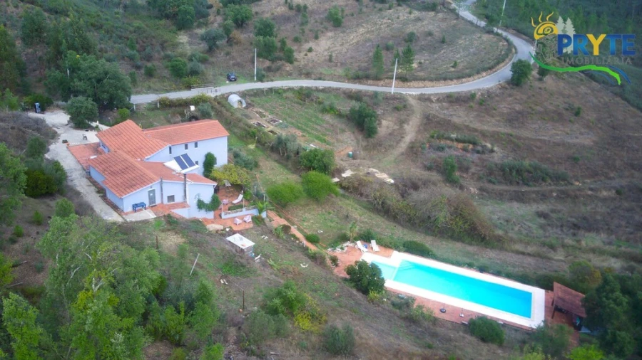 Quinta T5 para Venda em São João do Peso Foto 5