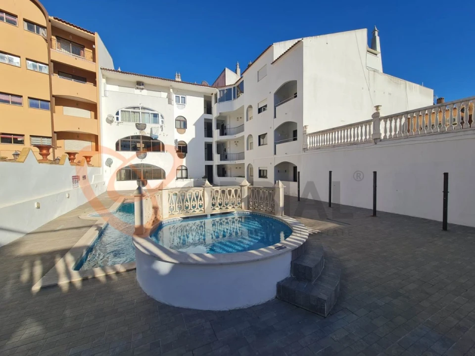 Apartamento T1 para Venda em Albufeira e Olhos de Água Foto 12