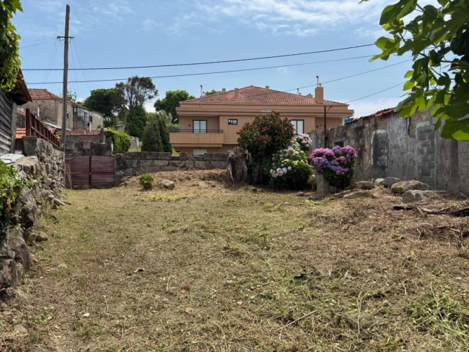 Moradia T6 para Venda em Madalena Foto 18