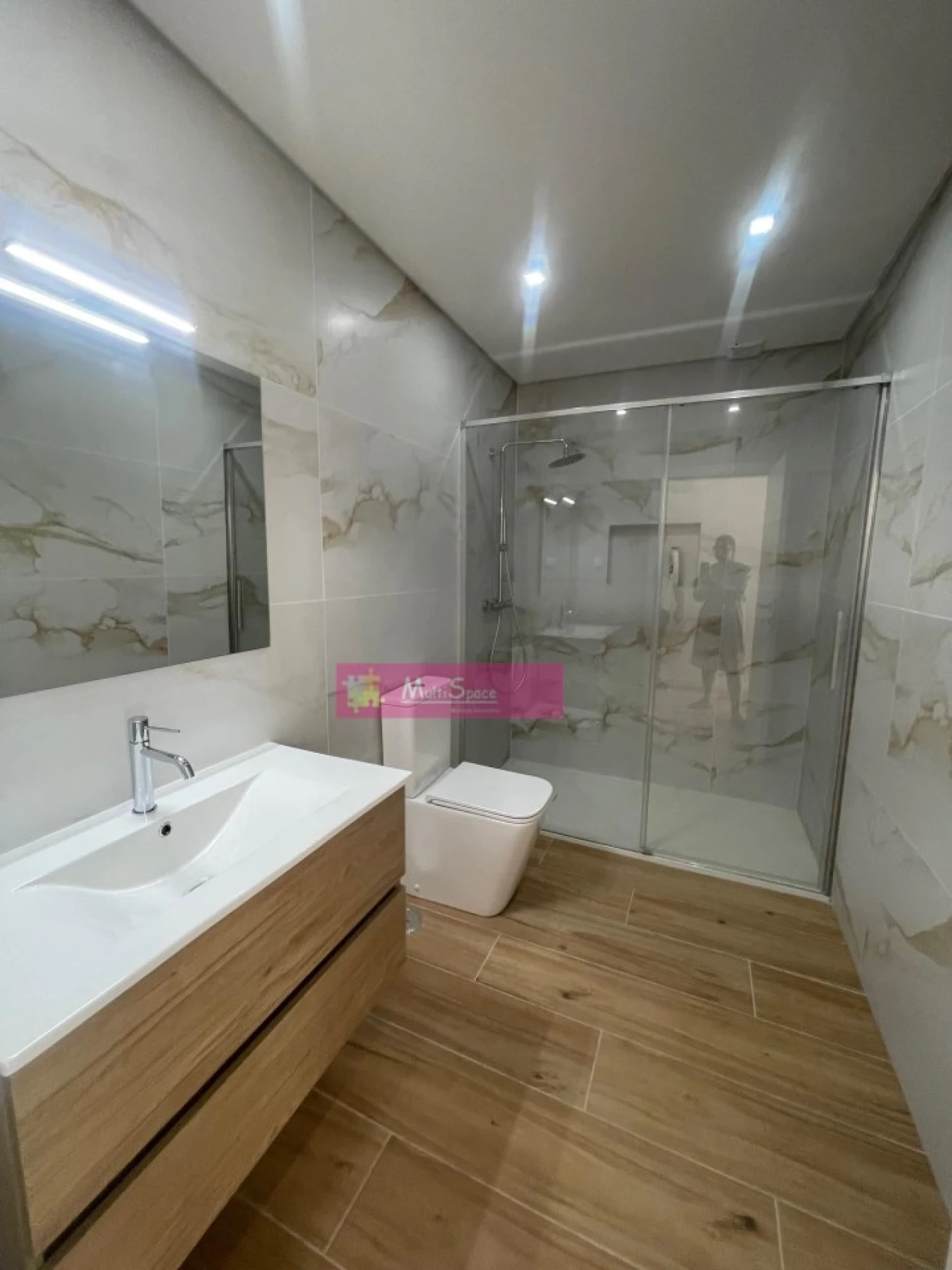 Moradia T4 para Venda em Nossa Sra de Fatima Foto 6