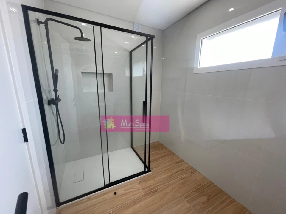 Moradia T4 para Venda em Nossa Sra de Fatima Foto 13