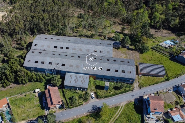Armazém para Venda em Foz do Sousa e Covelo Foto 17