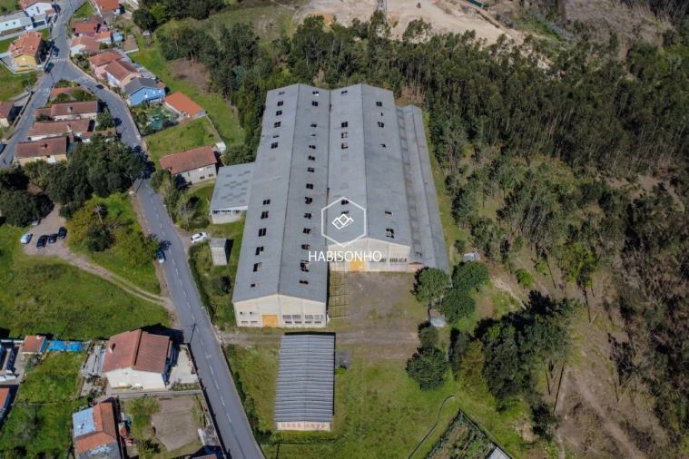 Armazém para Venda em Foz do Sousa e Covelo Foto 18