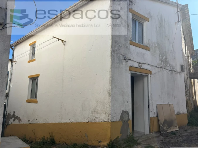 Moradia T2 para Venda em Vila Velha de Rodão Foto 2