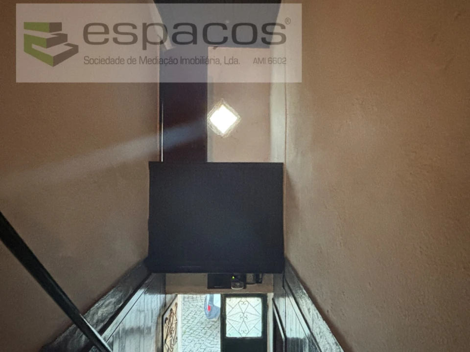 Moradia T3 para Venda em Pero Viseu Foto 5