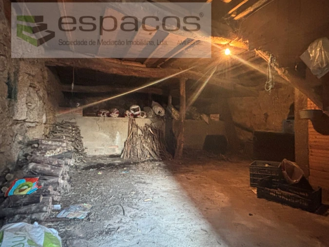 Moradia T3 para Venda em Pero Viseu Foto 15