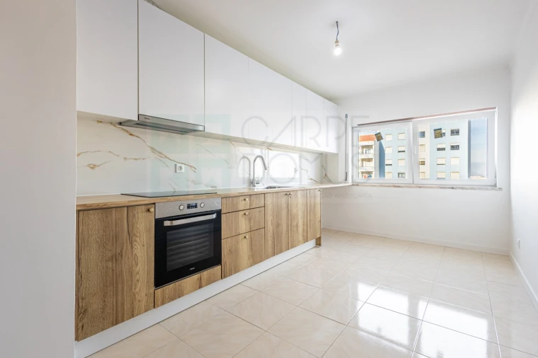 Apartamento T3 para Venda em Marvila, Ribeira Santarém, São Salvador, São Nicolau