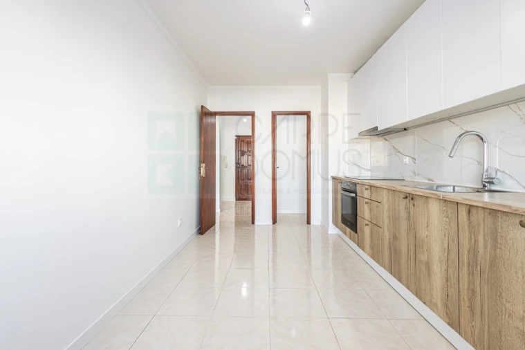 Apartamento T3 para Venda em Marvila, Ribeira Santarém, São Salvador, São Nicolau Foto 5