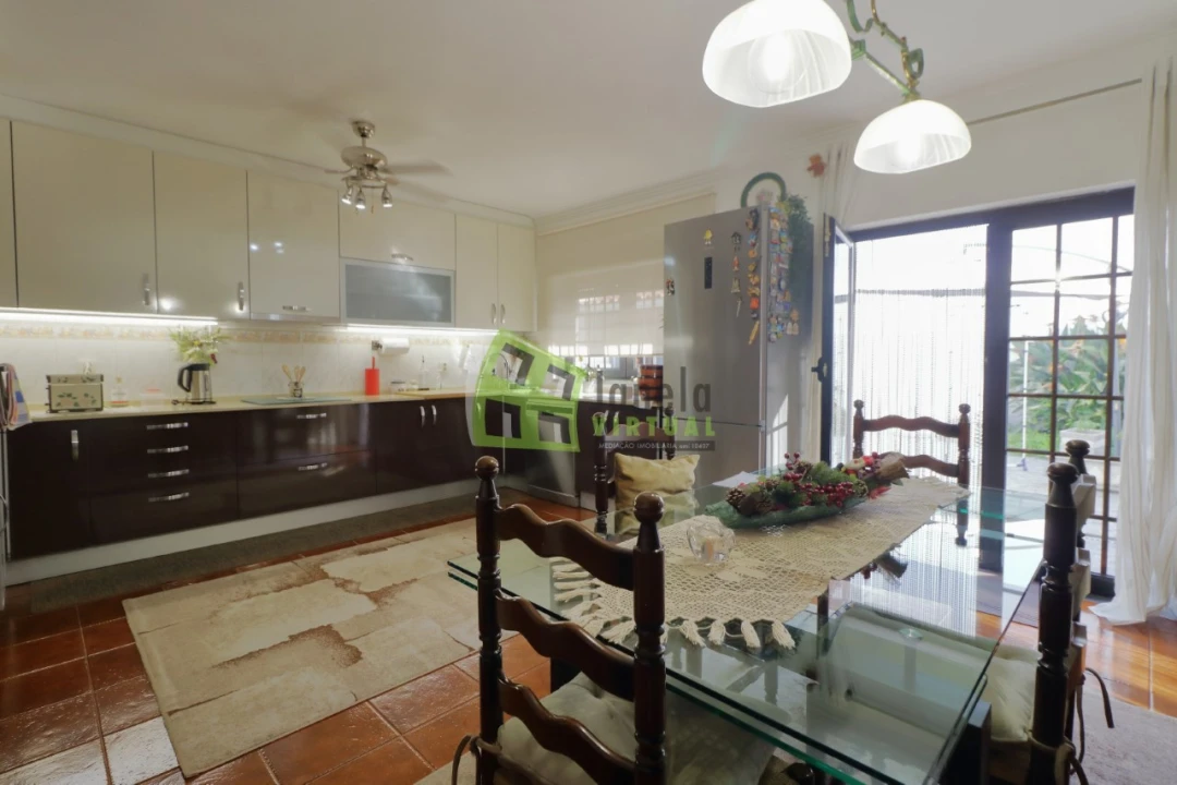 Moradia T3 para Venda em Corroios Foto 3