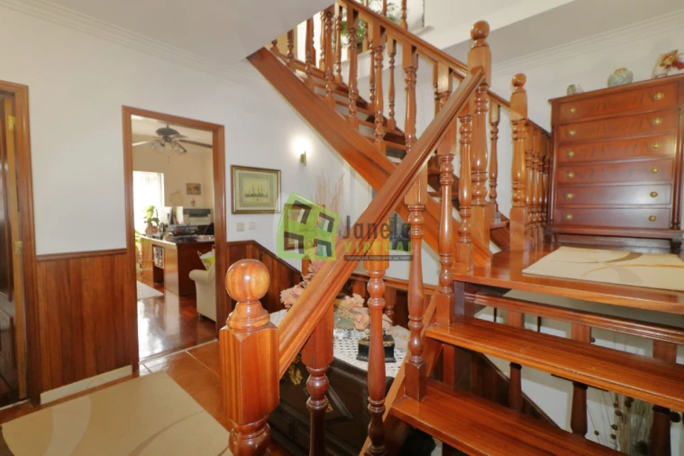 Moradia T3 para Venda em Corroios Foto 15