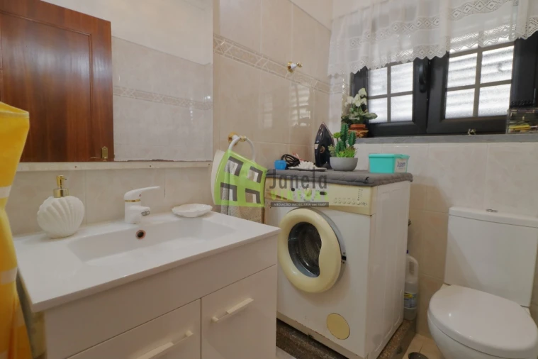 Moradia T3 para Venda em Corroios Foto 30