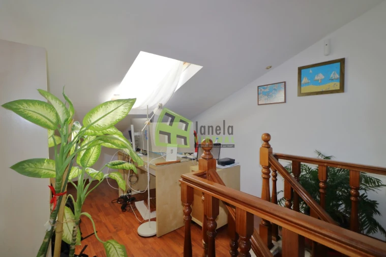 Moradia T3 para Venda em Corroios Foto 33