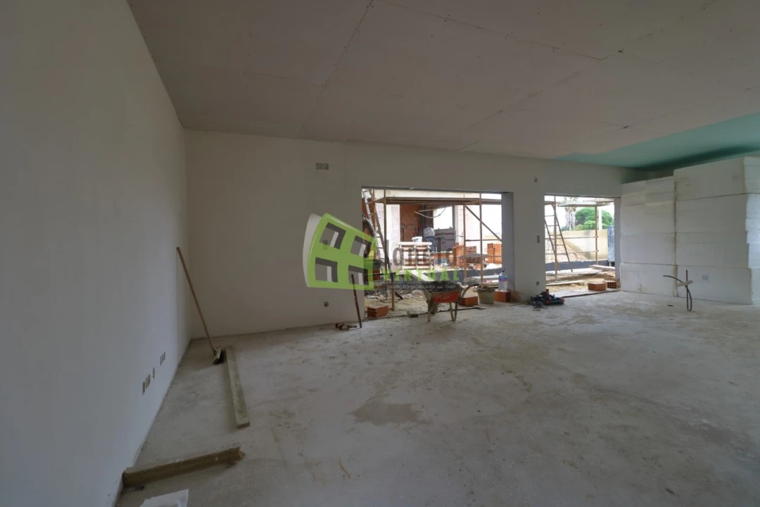 Moradia T4 para Venda em Quinta do Anjo Foto 2